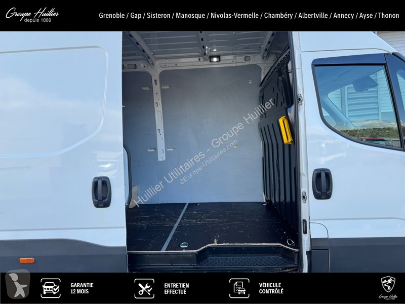 Furgoneta Iveco Fourgon HKa 35 S 18 V Radstand...