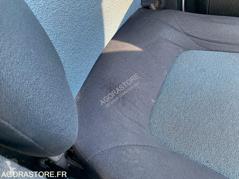 Véhicule utilitaire Fiat DOBLO