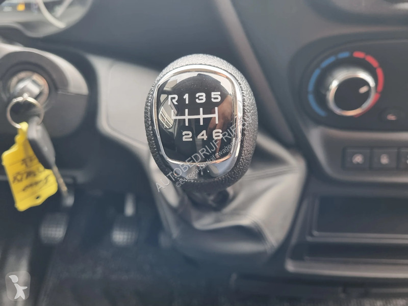 Veículo utilitário Iveco 35C16 D