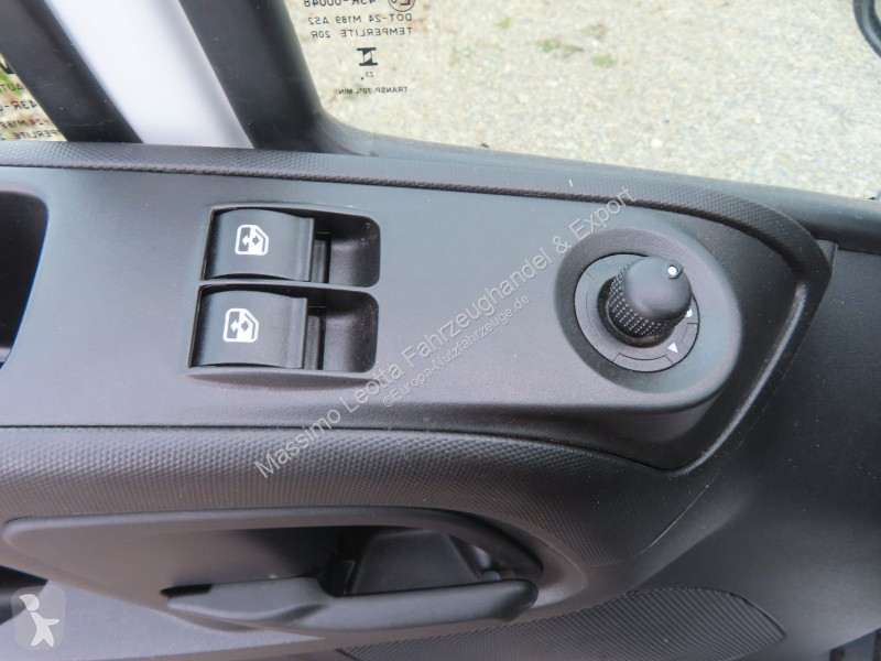 Užitkové vozidlo Iveco 35C16  3,0  Möbelkoffer...