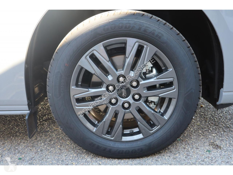 Véhicule utilitaire Ford
