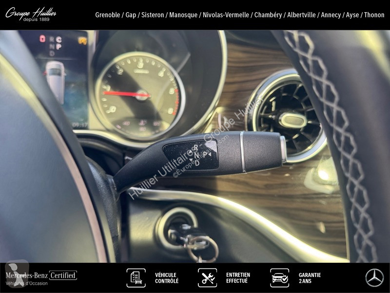 Véhicule utilitaire Mercedes 300 d 4MATIC...