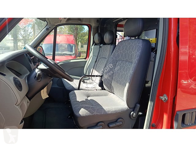 Коммерческий автомобиль Renault MASTER
