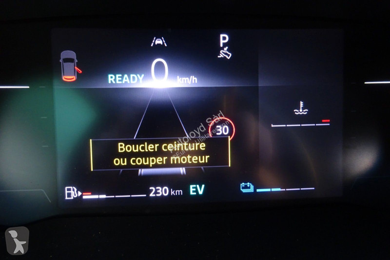 Коммерческий автомобиль Renault CLIO E-TECH 1,6...