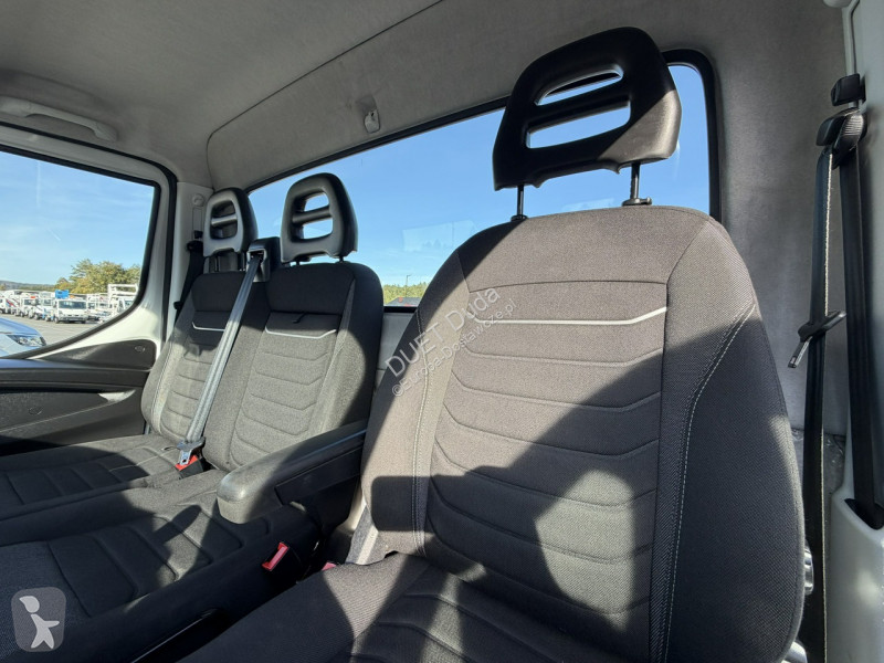 Furgoneta Iveco 35C18