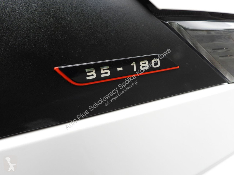 عربة نفعية Iveco 35C16 DAILY