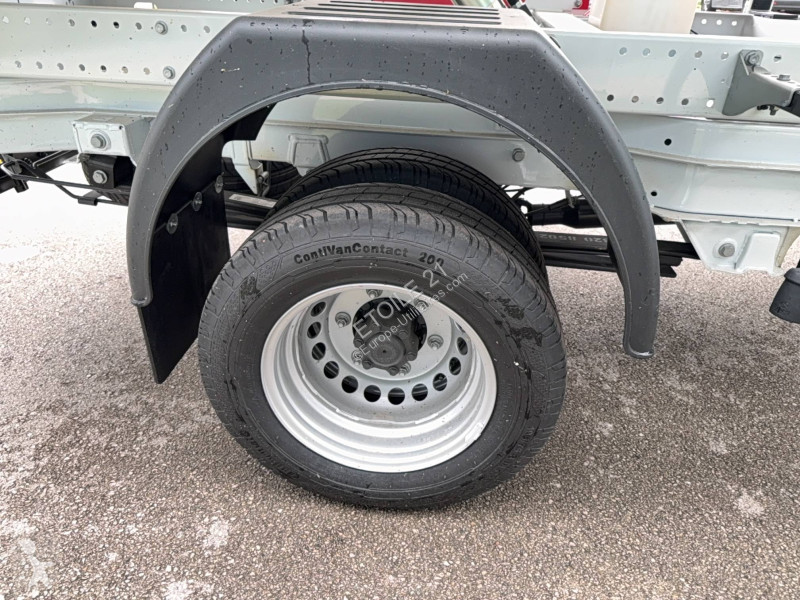 Furgoneta Mercedes SPRINTER CHASSIS CAB 515 CDI...