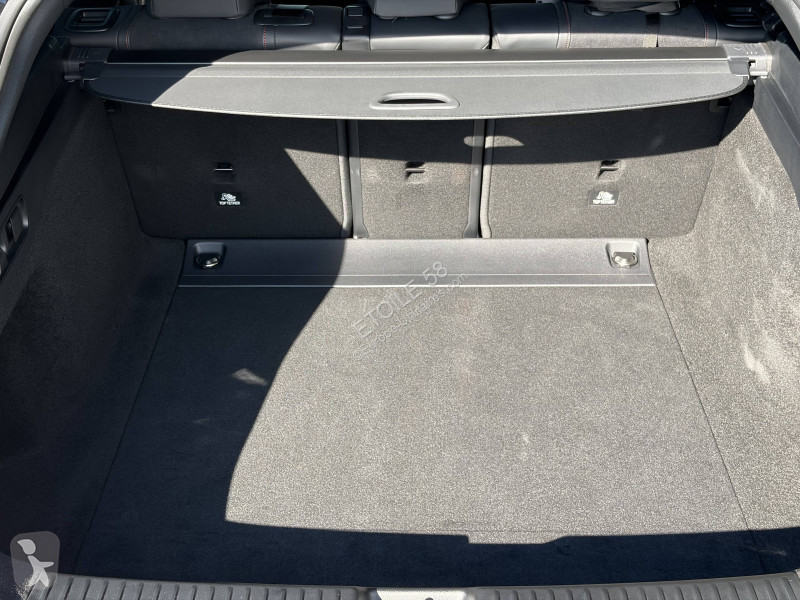 Véhicule utilitaire Mercedes CLA Shooting Brake...