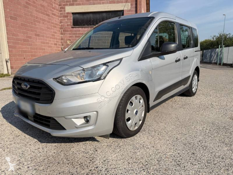Véhicule utilitaire Ford