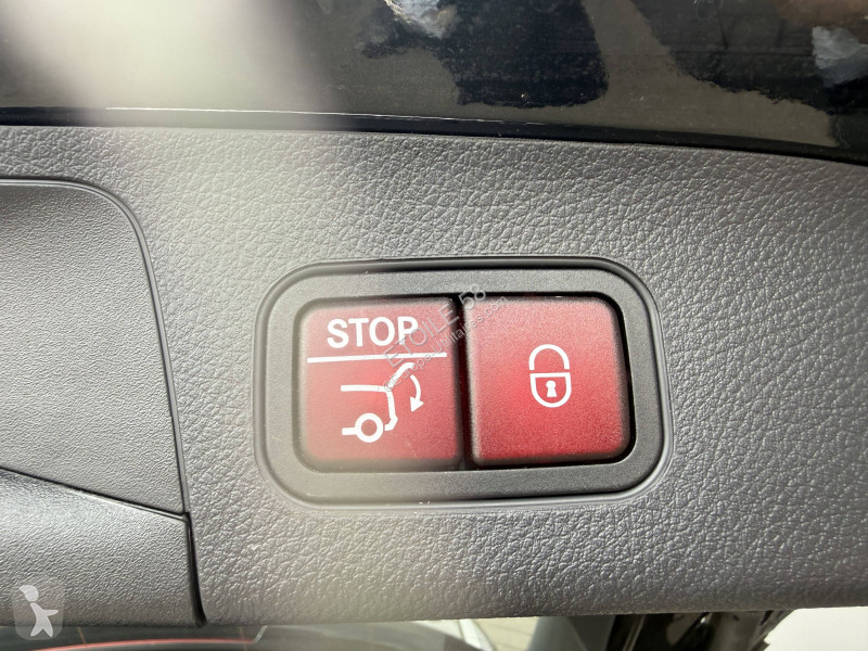 Véhicule utilitaire Mercedes GLA 200 d 8G-DCT