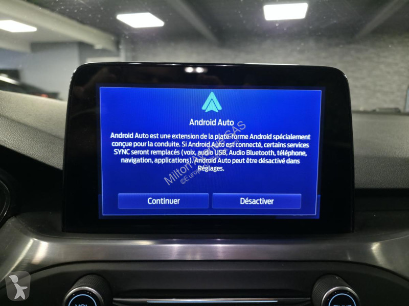 Véhicule utilitaire Ford FOCUS 1.0 EcoBoost...