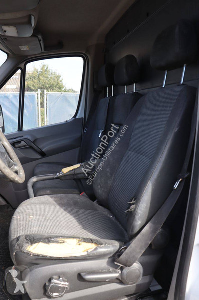 Véhicule utilitaire Mercedes 906 KA 35 SPRINTER...