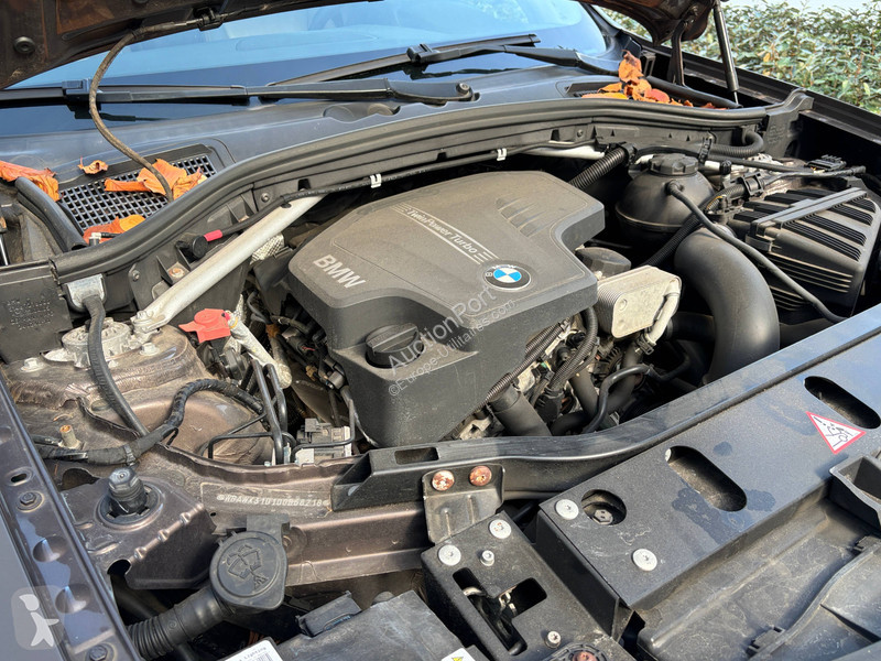 Véhicule utilitaire BMW
