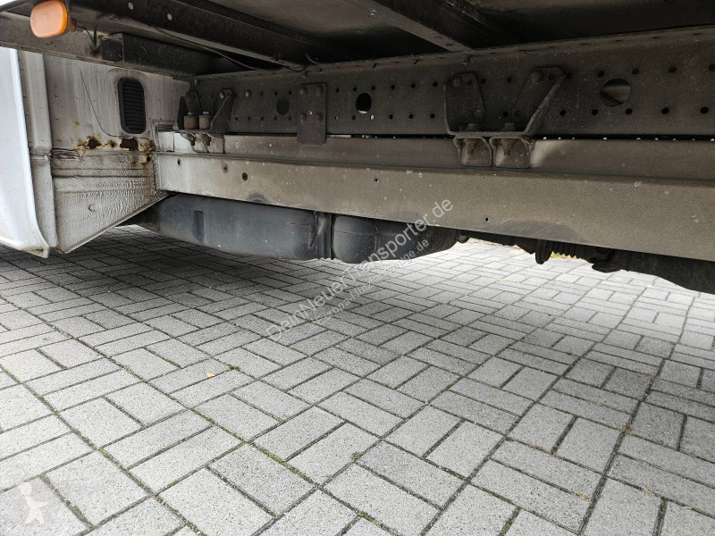 Véhicule utilitaire Mercedes 311 CDI KOFFER TÜV...