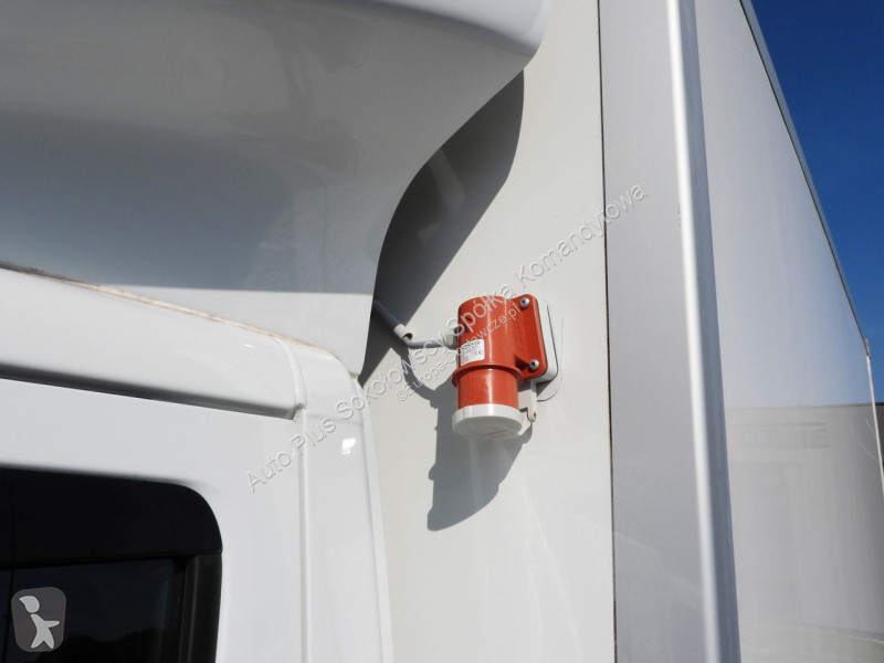 Véhicule utilitaire Iveco 35S16 DAILY