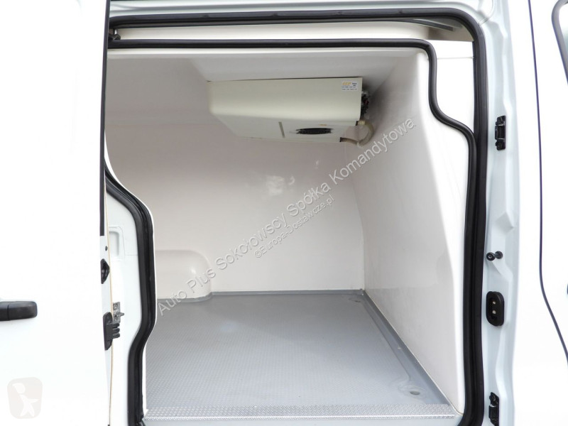 Véhicule utilitaire Renault  TRAFIC