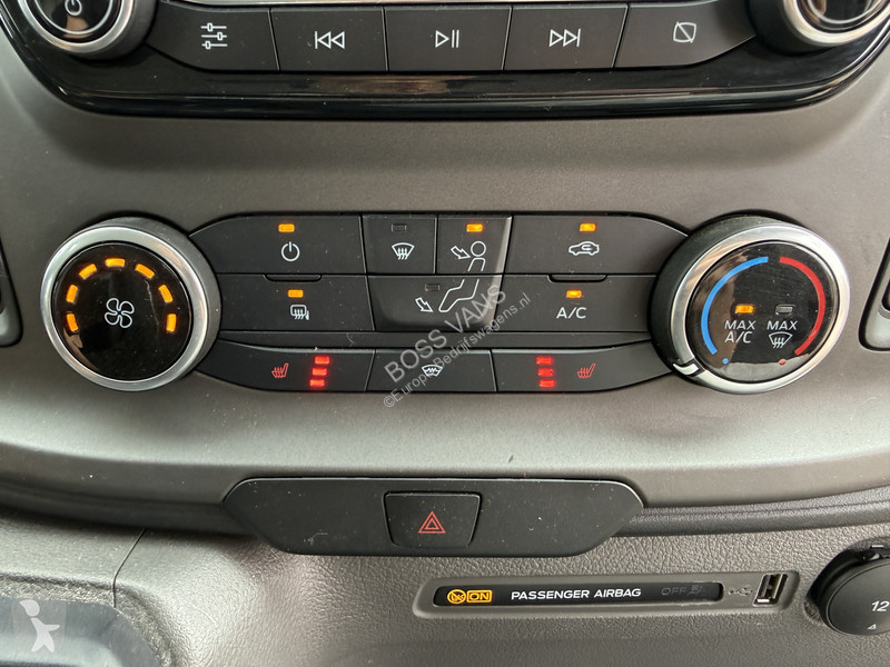 Véhicule utilitaire Ford 340 1.0 PHEV 120PK...