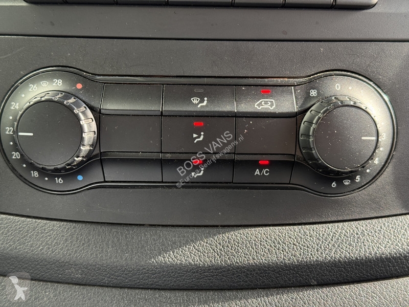 Véhicule utilitaire Mercedes 116 1.9 CDI