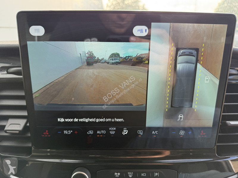 Véhicule utilitaire Ford e 68kWh 184PK E-