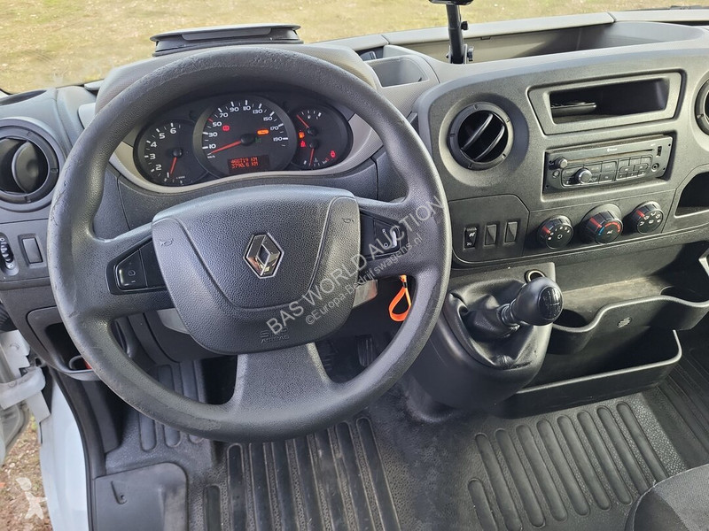 Véhicule utilitaire Renault 125PK