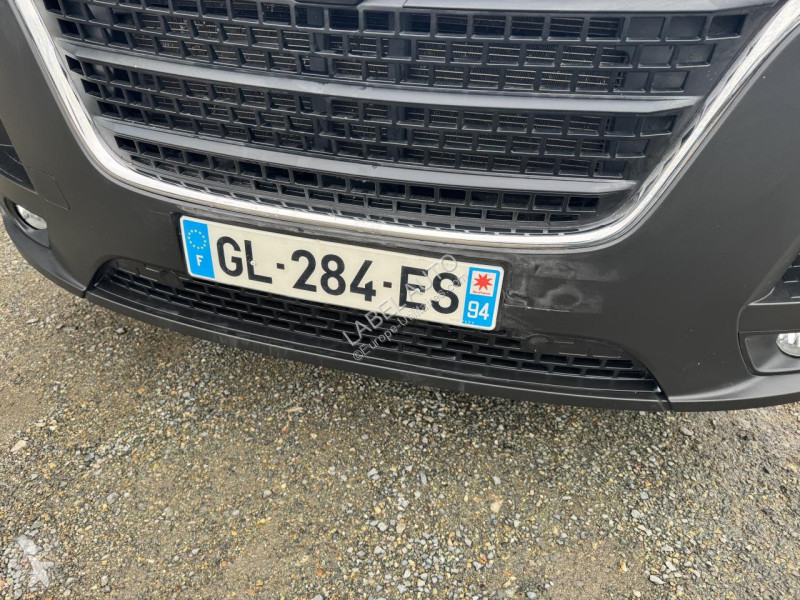 Užitkové vozidlo Renault MASTER 3T5 CAISSE 20M3...