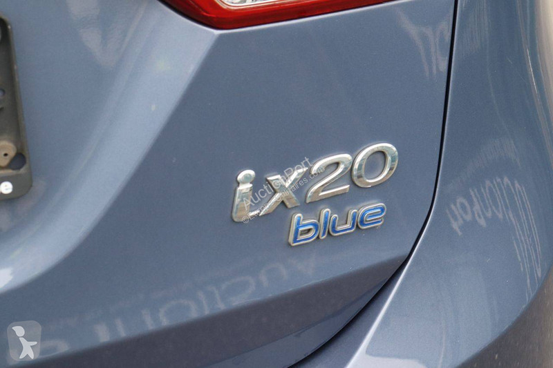 Hyundai ix20 van
