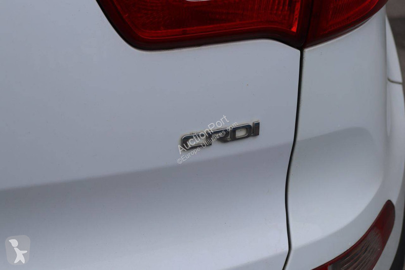 KIA  van