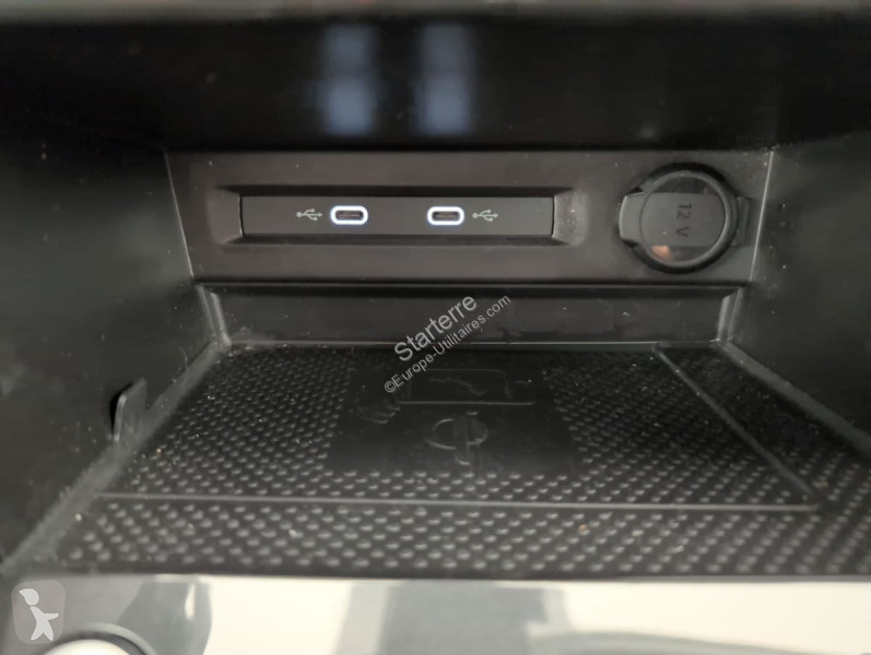 Volkswagen  Transporter
