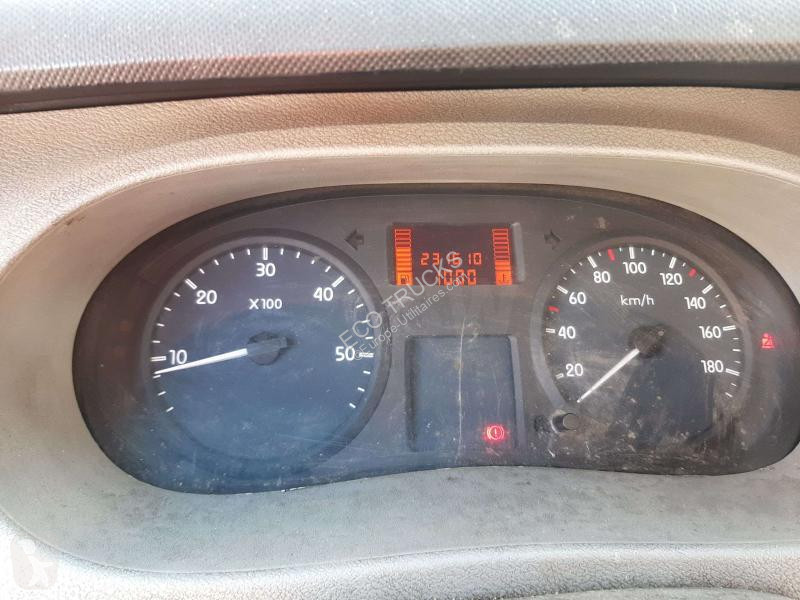 Užitkové vozidlo Renault 2.5 DCI 120