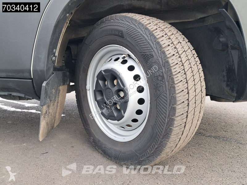 Furgoneta Iveco 35S16 Automatik Ladebordwand...