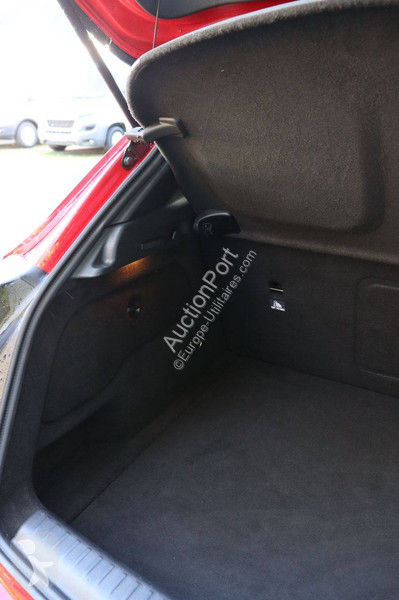 Bedrijfswagen Mercedes D GLA