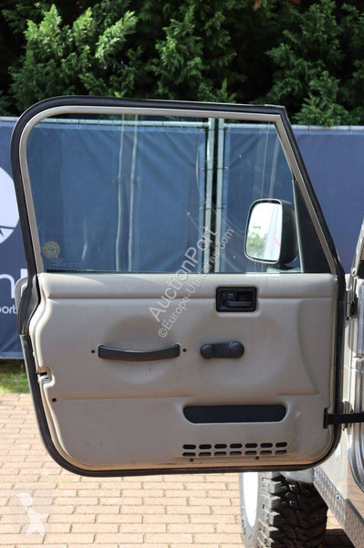 Furgoneta Jeep