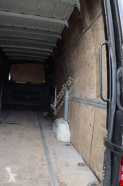 Véhicule utilitaire Mercedes