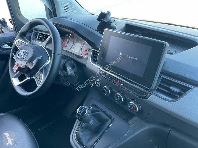 Furgoneta Nissan