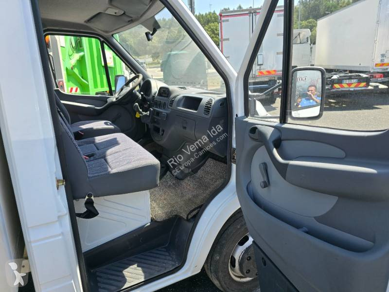 Véhicule utilitaire Mercedes