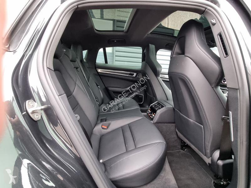 Véhicule utilitaire Porsche