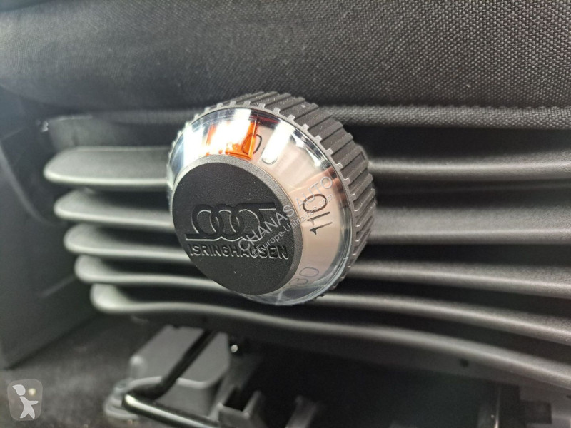 Autoutilitară Iveco 35C18 180CV 3L CAISSE...