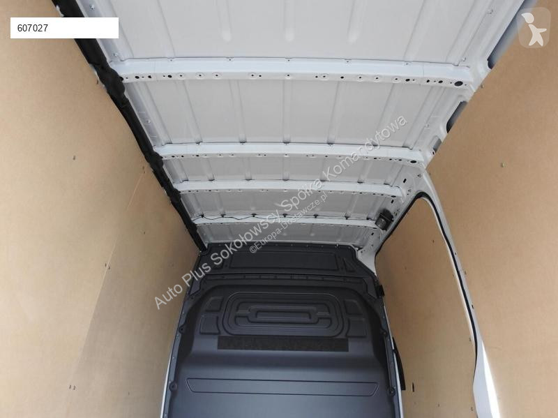 Véhicule utilitaire Mercedes ESPRINTER NOWY...