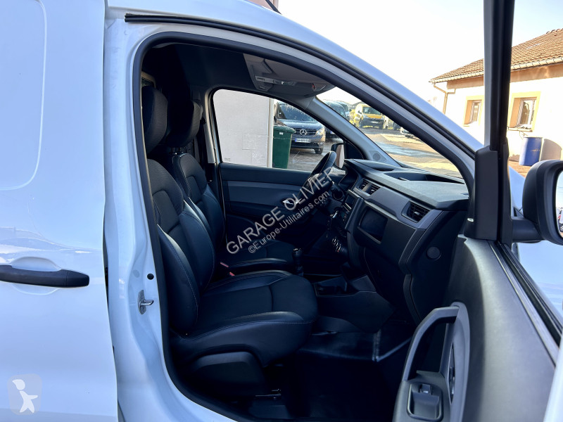 Véhicule utilitaire Renault (Kangoo) 1.5 Blue...
