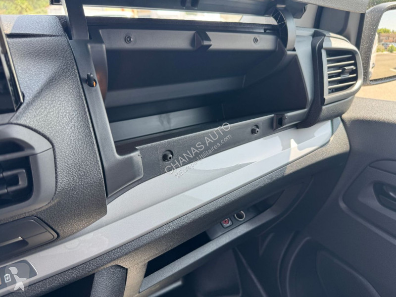 Veicolo commerciale Peugeot XL BLUEHDI 145 S&S...