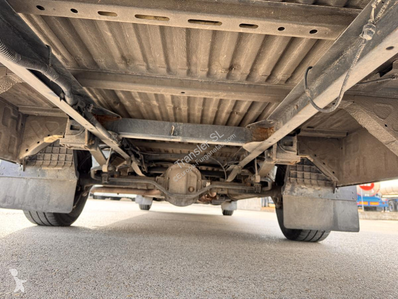 Furgoneta Iveco 35-S-16