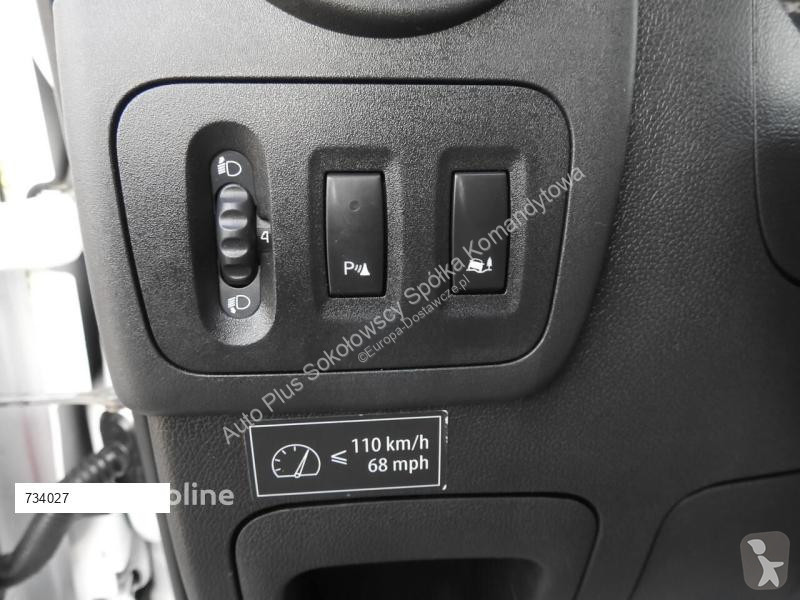 Véhicule utilitaire Renault MASTER FURGON...