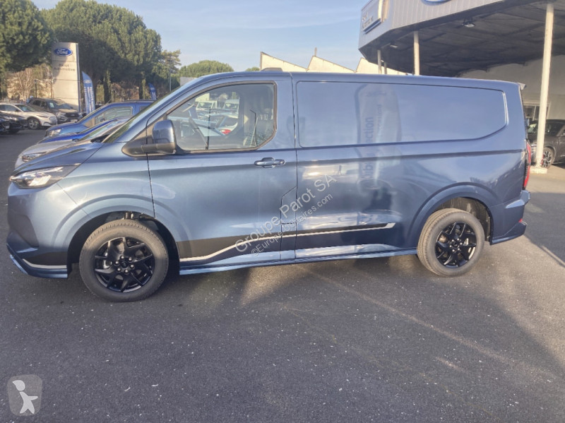 Furgoneta Ford 320 L1H1 2.5 Duratec 232ch...