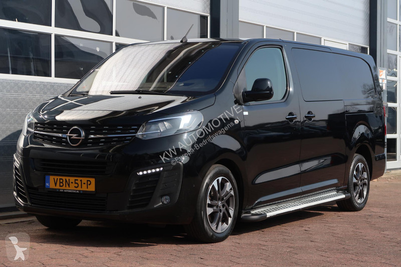 Autoutilitară Opel 2.0 CDTI L3H1 Innovation...