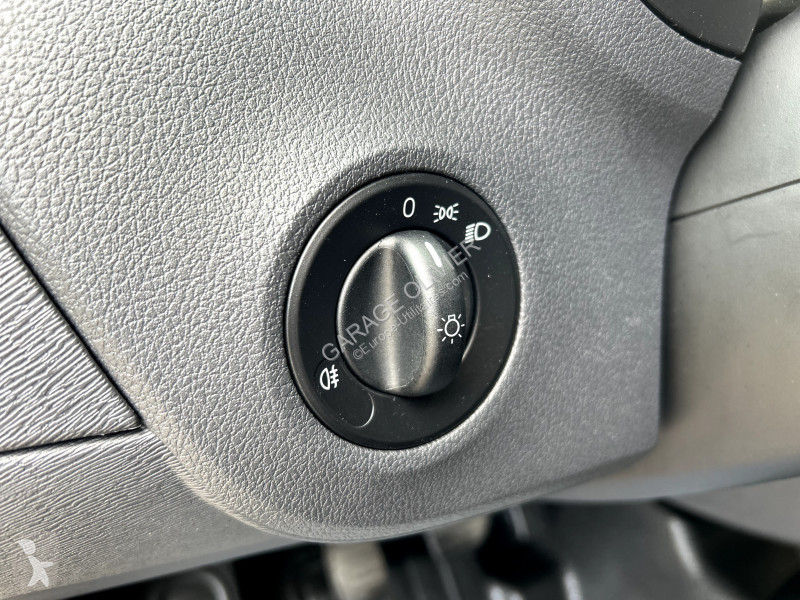 Véhicule utilitaire Mercedes Compact 109 1.5...