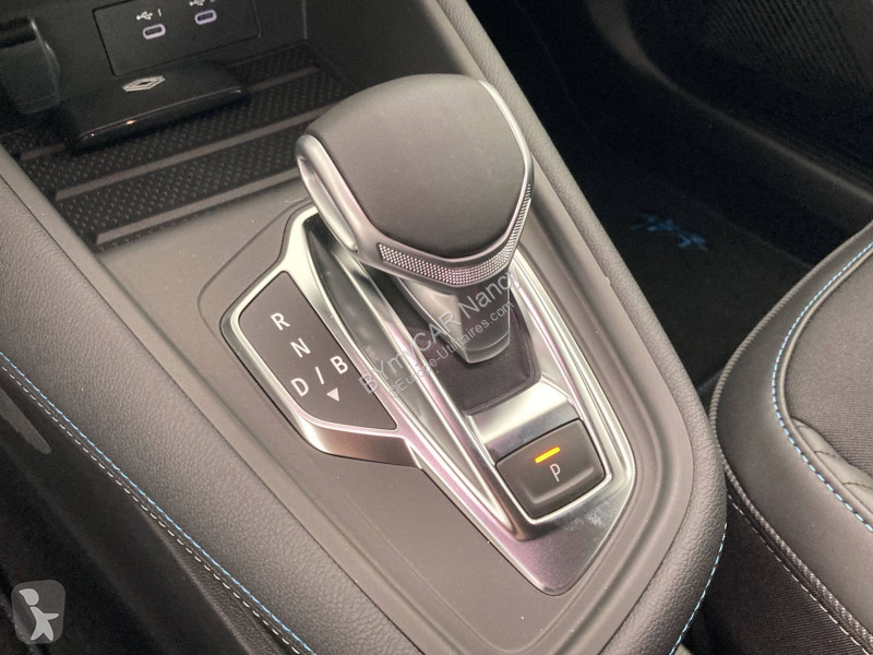 Veicolo commerciale Renault Captur E-Tech full...