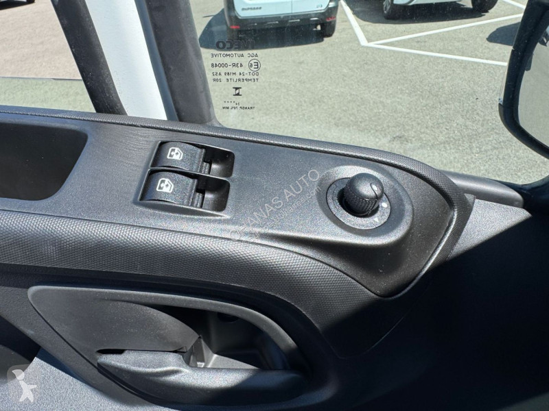 Varevogn Iveco 35C16 A8 160CV 3L HAYON MOINS DE...
