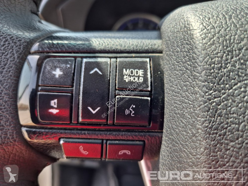 Véhicule utilitaire Toyota Hilux