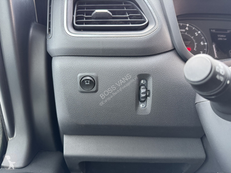 Autoutilitară Renault 2.3 130PK L3H1 Kipper...