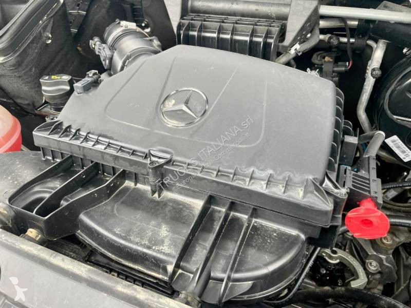 Furgoneta Mercedes